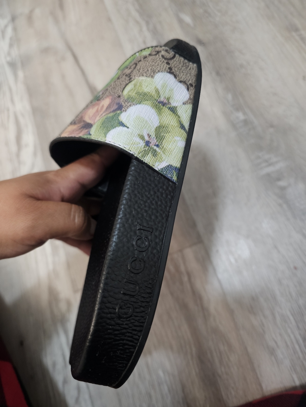 Gucci Floral Slide Sandals - Picture 5 of 9